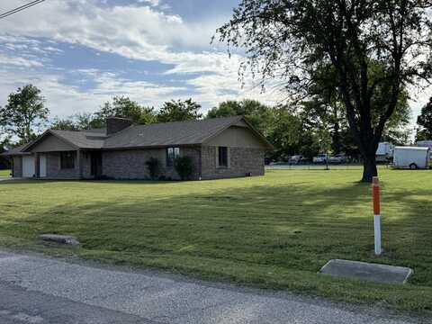 28190 S 630 Road, Grove, OK 74344