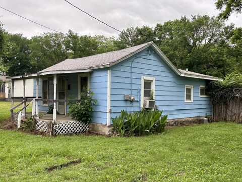 134 S 2nd Street, Vinita, OK 74301