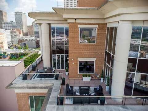 625 ST CHARLES Avenue, New Orleans, LA 70130
