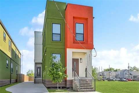 3011 WALL Boulevard, New Orleans, LA 70114