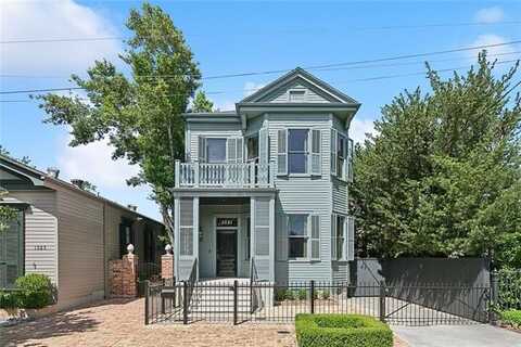 1321 EIGHTH Street, New Orleans, LA 70115
