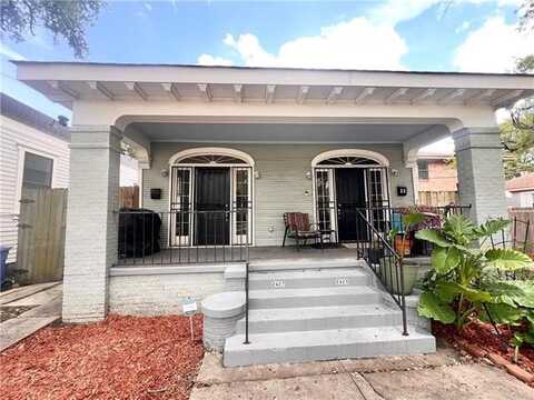 2427 ST BERNARD Avenue, New Orleans, LA 70119