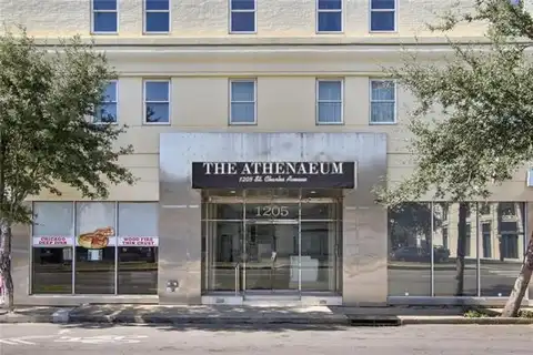 1205 SAINT CHARLES Avenue, New Orleans, LA 70130