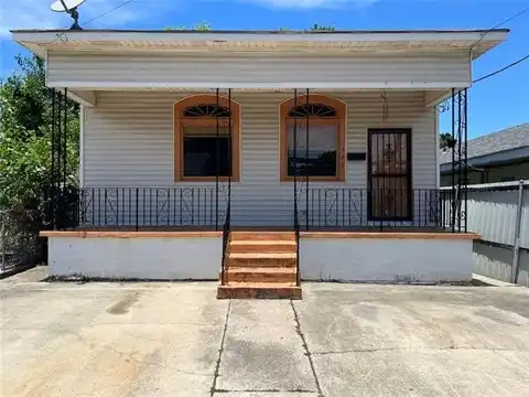 320 DE ARMAS Street, New Orleans, LA 70114