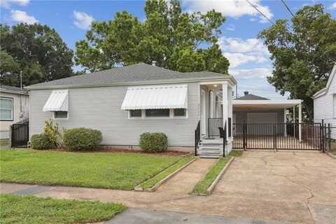 2909 IVY Place, Chalmette, LA 70043