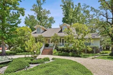 214 TCHEFUNCTE Drive, Covington, LA 70433