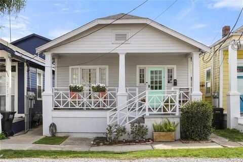 2713 VALENCE Street, New Orleans, LA 70115