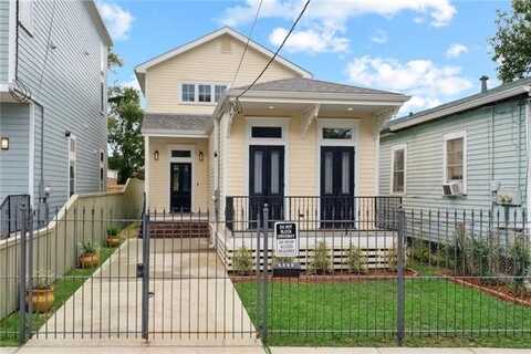 7716 FORSHEY Street, New Orleans, LA 70125