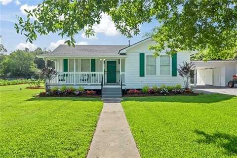 225 MAGNOLIA Street, Mandeville, LA 70448