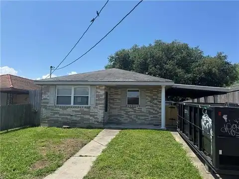 7916 UNITY Drive, New Orleans, LA 70128