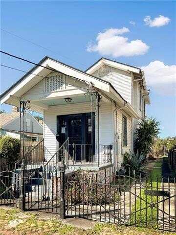 2419 CHIPPEWA Street, New Orleans, LA 70130