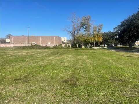 5701 LOUIS PRIMA Drive, New Orleans, LA 70128