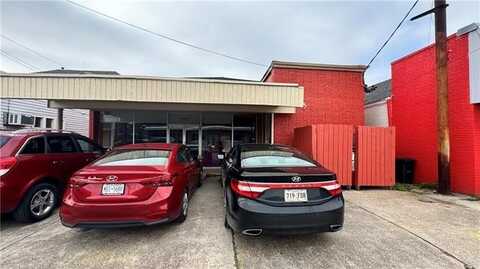 3144 CALHOUN Street, New Orleans, LA 70125