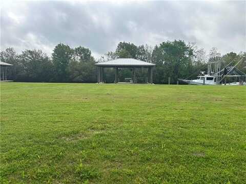 2305 FORT BEAUREGARD Boulevard, Saint Bernard, LA 70085