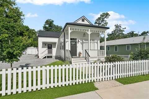 702 PINE Street, Madisonville, LA 70447