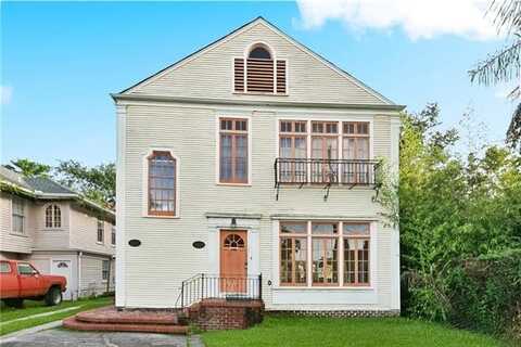 5801 FONTAINEBLEAU Drive, New Orleans, LA 70125