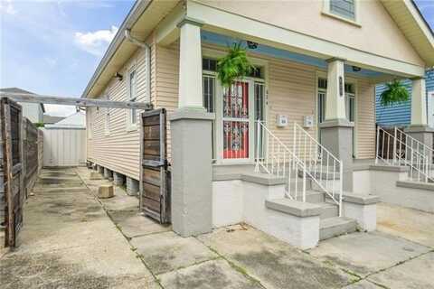 624 9TH Street, New Orleans, LA 70115