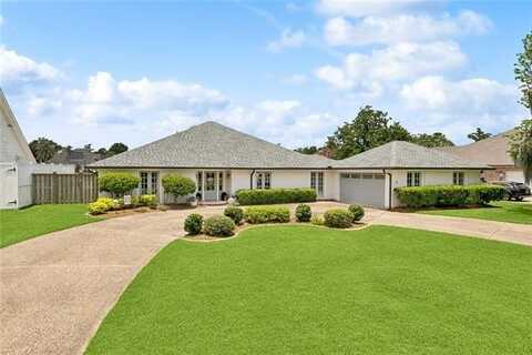 33 ROSEDOWN Drive, Destrehan, LA 70047