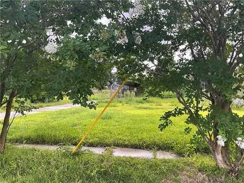 1304 ALEXANDER Avenue, Arabi, LA 70032