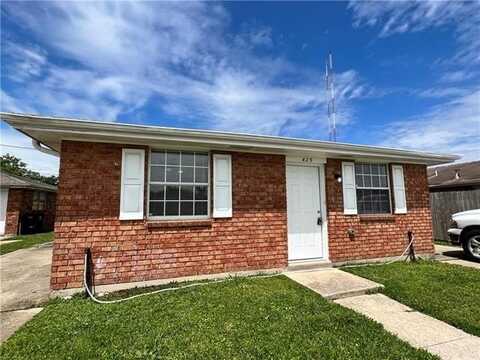 425 DUBARRY Street, Chalmette, LA 70043