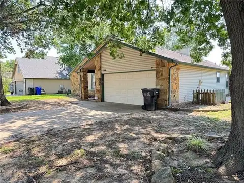 1700 S Cypress Avenue, Broken Arrow, OK 74012