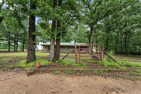 3323 E 2054 Road, Sawyer, OK 74756