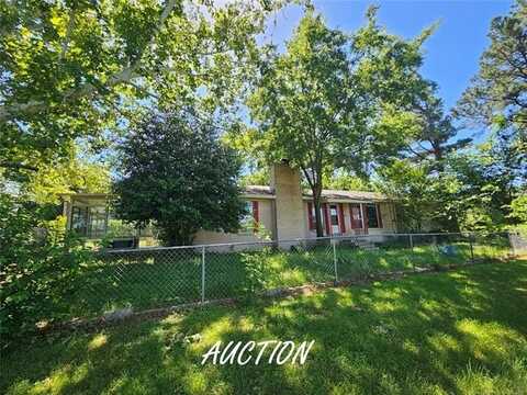 2700 N Witte Street, Poteau, OK 74953