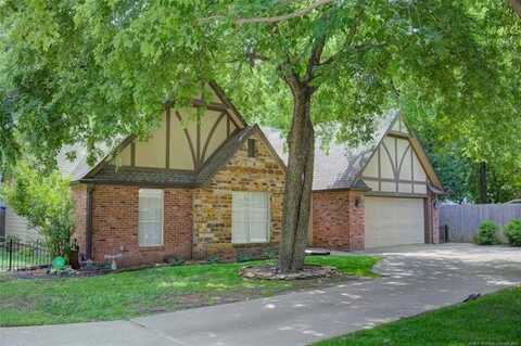 5512 S Columbia Court, Tulsa, OK 74105