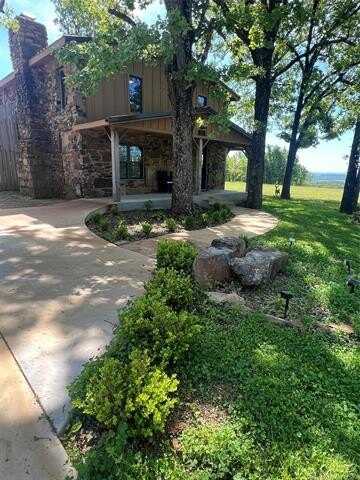 13501 E 243rd Street S, Porum, OK 74455