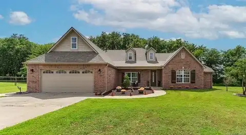 18932 Spring Creek Lane, Claremore, OK 74017