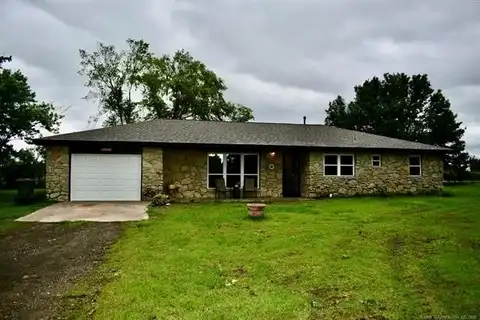 14918 E Hummingbird Hill Street, Collinsville, OK 74021