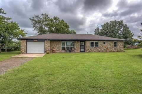 14918 E Hummingbird Hill Street, Collinsville, OK 74021