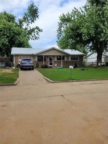908 Pecan Lane, Claremore, OK 74017