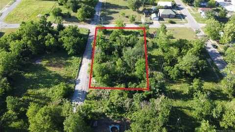 119 5th Avenue SW, Miami, OK 74354