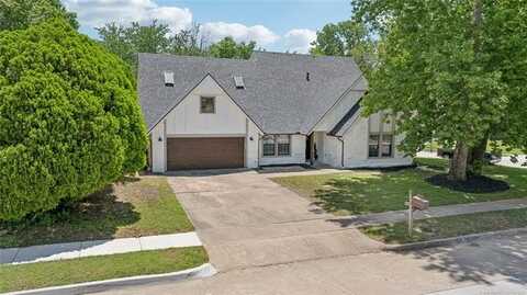 2233 W Boston Street, Broken Arrow, OK 74012