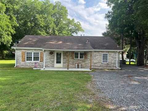 6207 W Okmulgee, Muskogee, OK 74401
