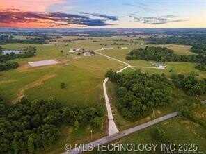 4 S 337th East Avenue, Porter, OK 74454