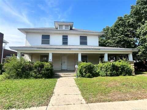 225 E 6th Street, Pawhuska, OK 74056