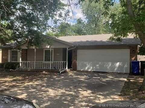 3001 S Ash Court, Broken Arrow, OK 74012