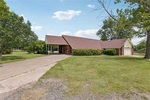 242 Weatherman Street, Kellyville, OK 74039