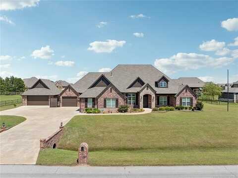 9015 N 65th East Place, Owasso, OK 74055