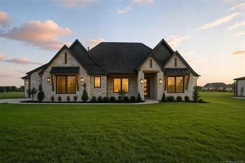 4247 E 179th Street S, Bixby, OK 74008