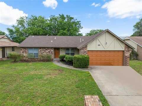 2230 W Haskell Street, Tulsa, OK 74127