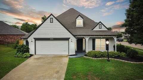 9806 E 92nd Street North, Owasso, OK 74055