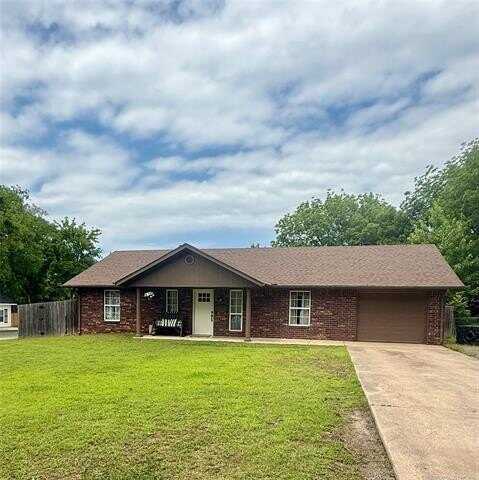 420 N Jackson Street, Fort Gibson, OK 74434
