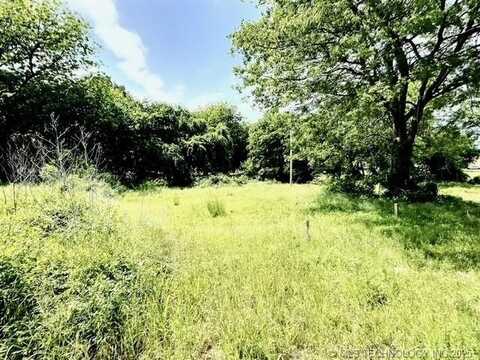 2828 N Hartford Avenue E, Tulsa, OK 74106