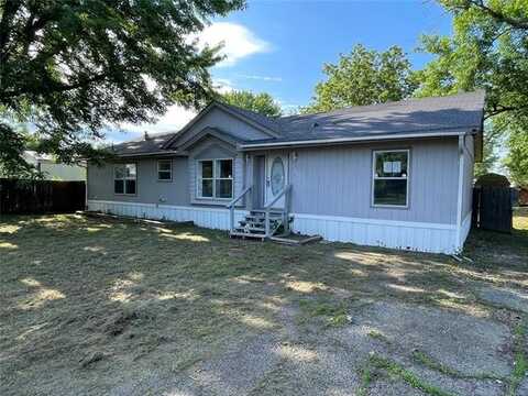 407 E Sheldon Avenue, Kellyville, OK 74039