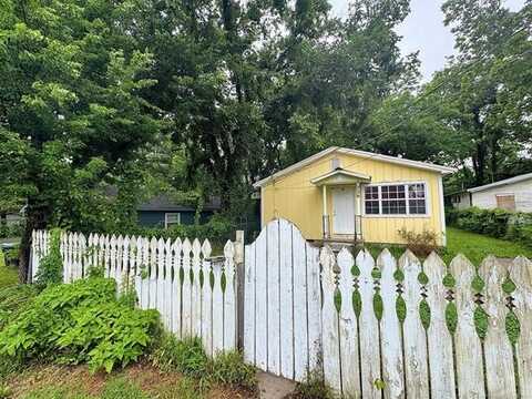226 W Seneca Street, Tahlequah, OK 74464