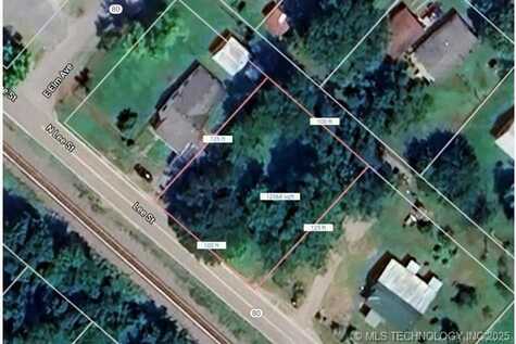 608 N Lee Street, Fort Gibson, OK 74434