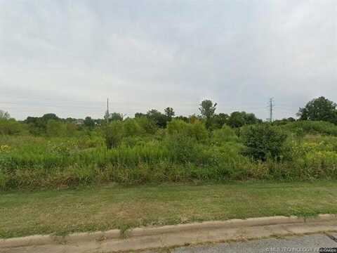 3620 E Irvington Place, Broken Arrow, OK 74014